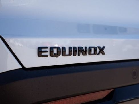 New 2026 Chevrolet Equinox RS FWD image 9