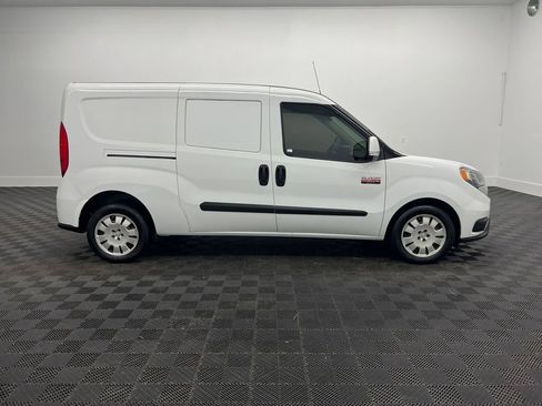 Used 2018 RAM ProMaster City Tradesman SLT image 7