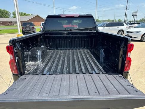 Used 2023 Chevrolet Silverado 1500 LT AWD/4WD image 13
