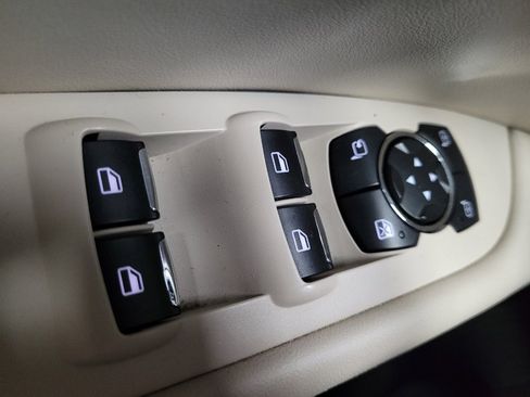 Used 2017 Lincoln MKZ Reserve w/ Technology Package image 27