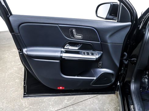 Certified 2025 Mercedes-Benz GLA 250 GLA 250 SUV image 23