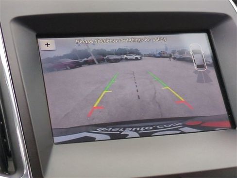 Used 2019 Ford Edge Titanium image 24