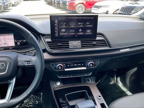 Used 2022 Audi Q5 2.0T Premium Plus AWD/4WD image 6