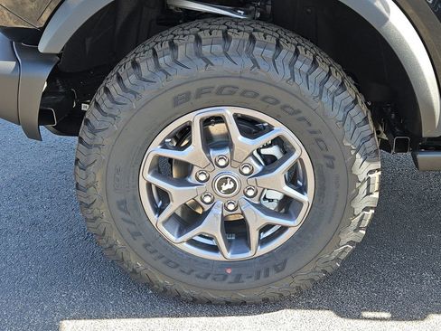 New 2025 Ford Bronco Badlands image 17