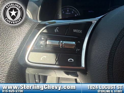 Used 2020 Kia Forte LXS FWD image 17