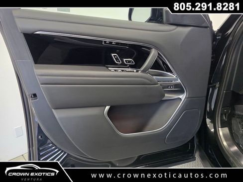 Used 2024 Land Rover Range Rover SE image 26