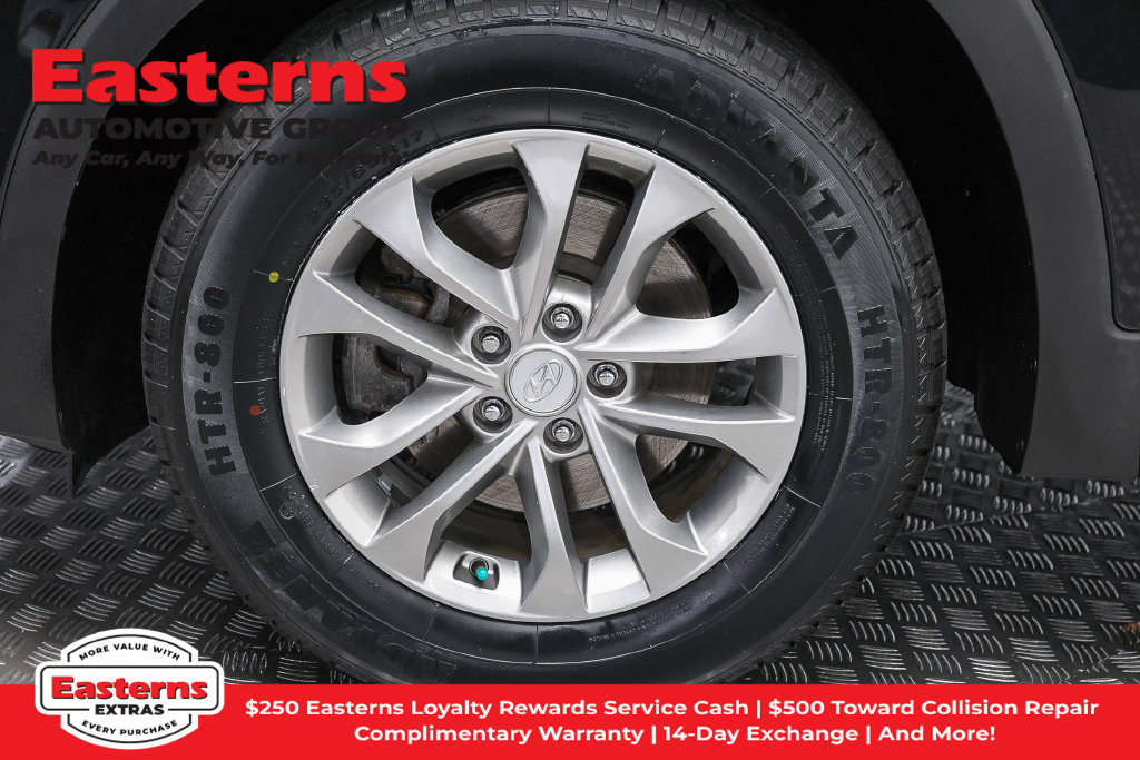 Used 2019 Hyundai Santa Fe SE FWD image 31