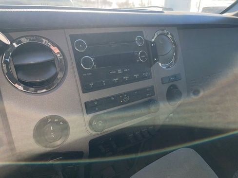 Used 2015 Ford F250 XLT w/ XLT Value Package image 12