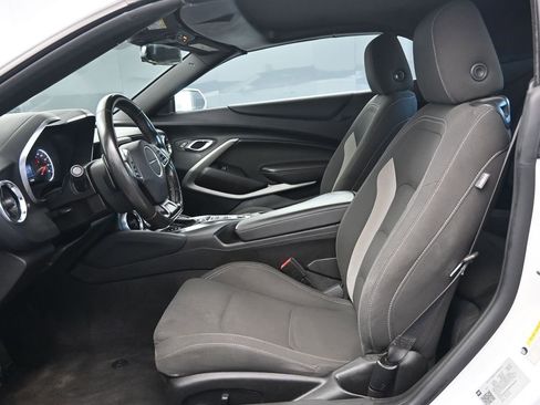 Used 2022 Chevrolet Camaro LT image 17