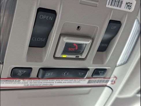 Used 2020 Toyota Highlander Limited image 19