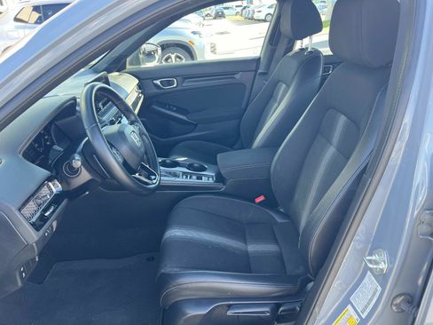 Used 2023 Honda Civic Sport image 18