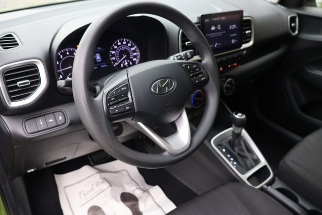 Used 2022 Hyundai Venue SE w/ Cargo Package FWD image 10