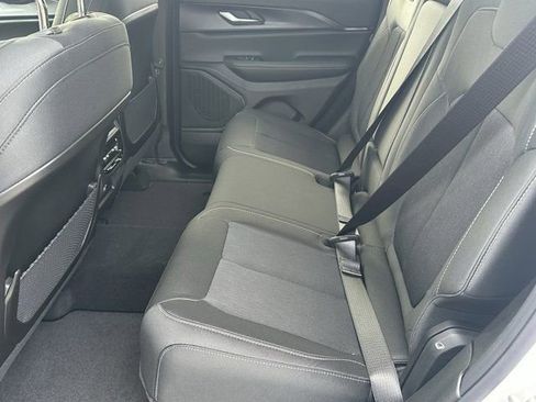 New 2025 Jeep Grand Cherokee Laredo image 22