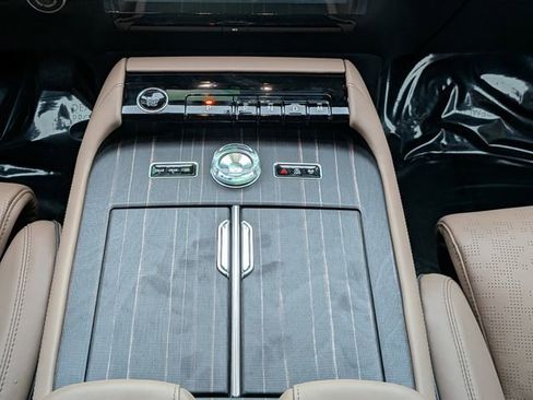 New 2026 Lincoln Navigator Black Label image 17