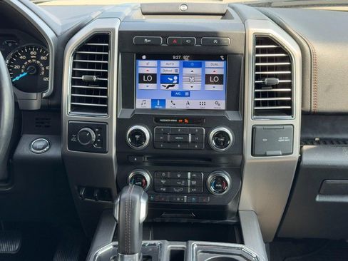 Used 2018 Ford F150 Platinum w/ Equipment Group 701A Luxury AWD/4WD image 16