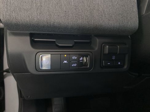 New 2026 GMC Sierra EV Elevation image 20