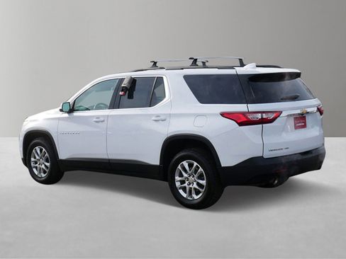 Used 2020 Chevrolet Traverse LT image 5