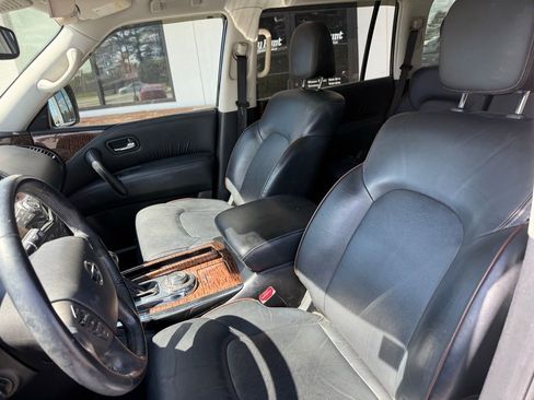 Used 2020 Nissan Armada SL w/ Premium Package image 3
