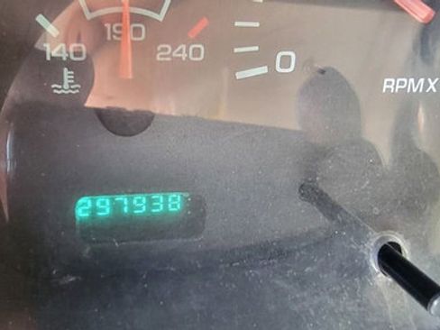 Used 2002 Dodge Ram 3500 Truck 2WD Quad Cab image 10