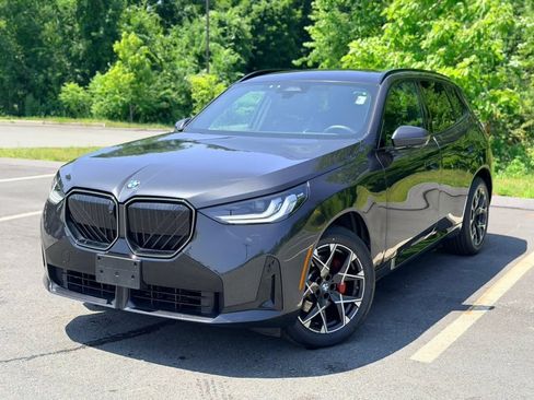 Used 2025 BMW X3 xDrive30i w/ Premium Package AWD/4WD image 1
