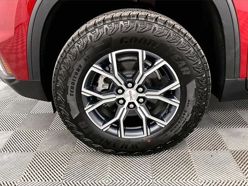 Used 2025 GMC Acadia AT4 w/ LPO, Floor Liner Package image 9