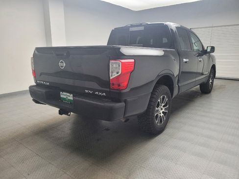 Used 2021 Nissan Titan SV w/ SV Convenience Package AWD/4WD image 9