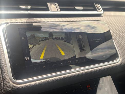 Used 2019 Land Rover Range Rover Velar R-Dynamic SE AWD/4WD image 22