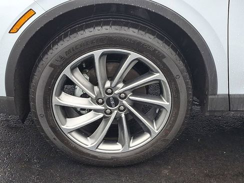 Certified 2025 Lincoln Corsair AWD w/ Equipment Group 101A image 8