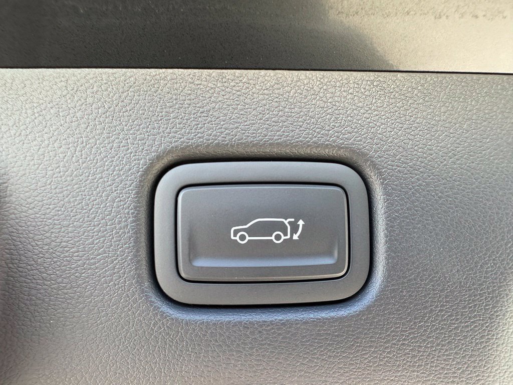 New 2026 Hyundai Kona Limited AWD/4WD image 24