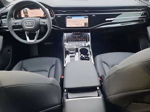 Used 2025 Audi Q7 3.0T Premium Plus w/ Premium Plus Package image 9