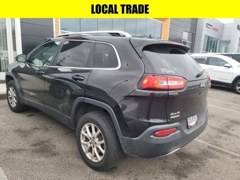 Used 2016 Jeep Cherokee Latitude w/ Cold Weather Group image 4
