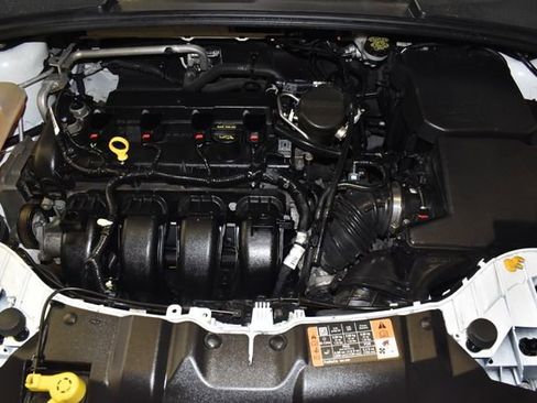 Used 2014 Ford Focus SE FWD image 10