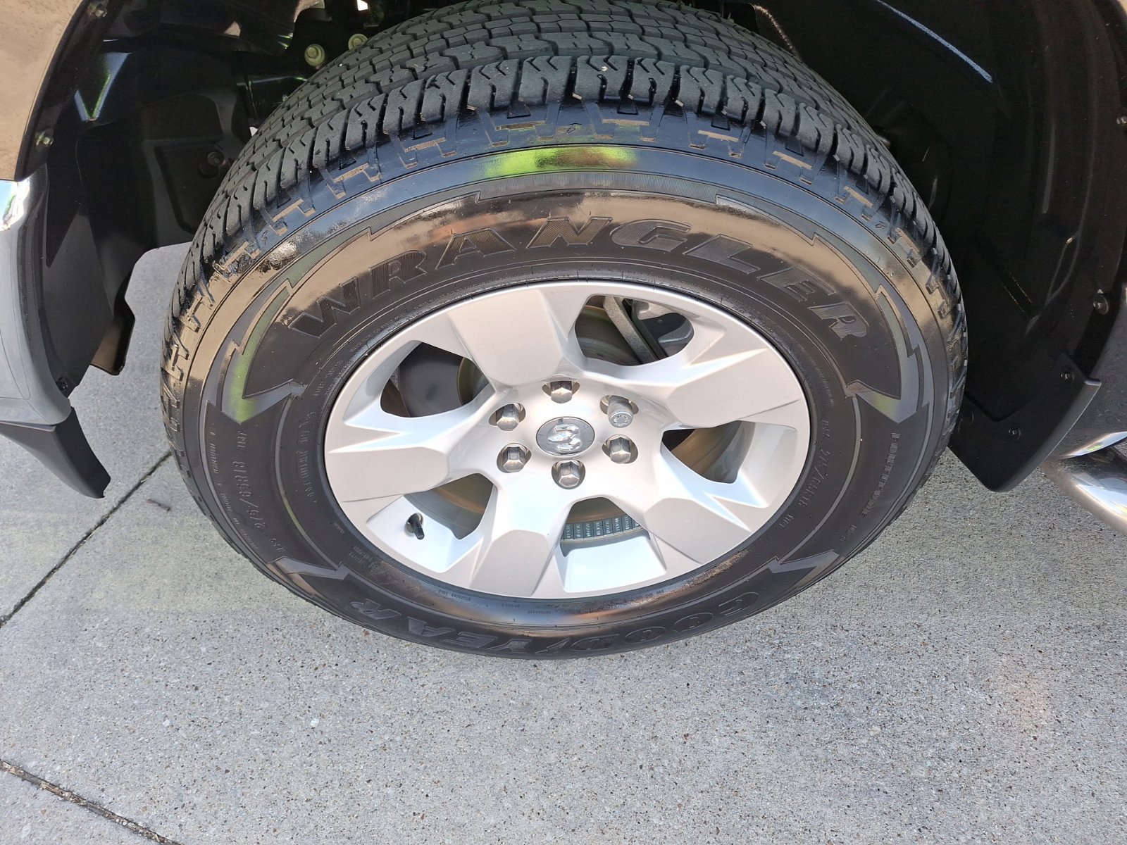Used 2022 RAM 1500 Lone Star AWD/4WD image 11