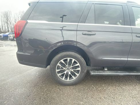 Certified 2025 Ford Expedition Platinum AWD/4WD image 23
