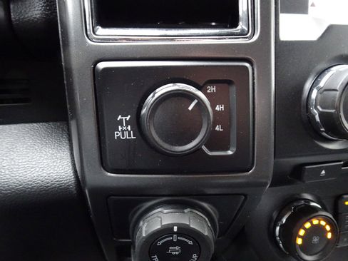 Used 2018 Ford F150 XLT w/ Equipment Group 302A Luxury image 21