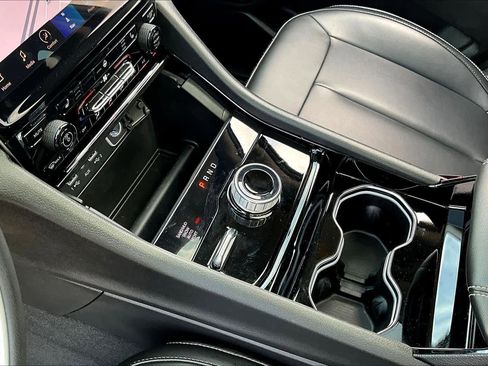 Used 2023 Jeep Grand Cherokee L Limited image 15