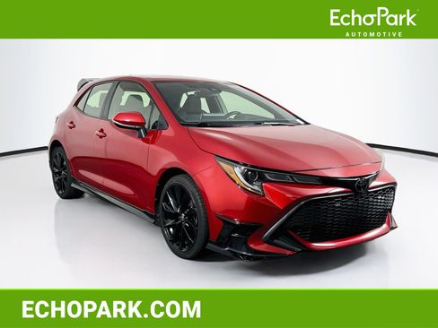 Used 2021 Toyota Corolla SE w/ Special Edition FWD image 1