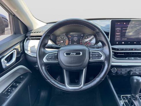 Used 2022 Jeep Compass Limited AWD/4WD image 16