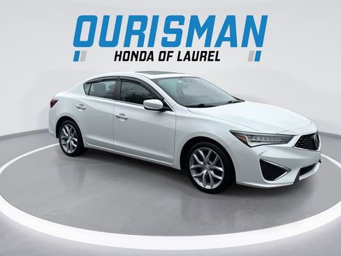 Used 2022 Acura ILX image 2