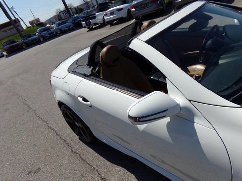 Used 2011 Mercedes-Benz SLK 300 image 31