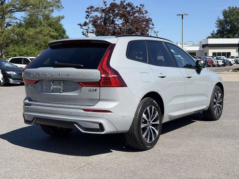 Used 2024 Volvo XC60 B5 Plus w/ Protection Package Premier AWD/4WD image 19