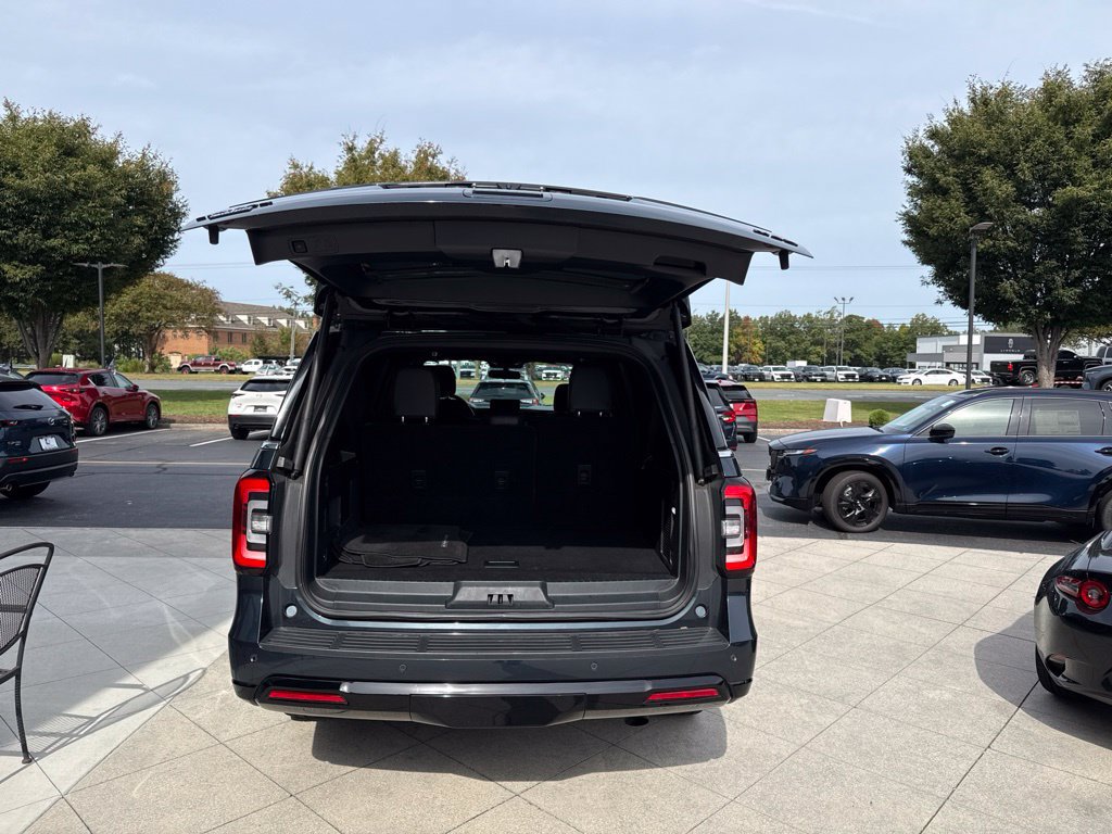 Used 2024 Ford Expedition Max Limited AWD/4WD image 9