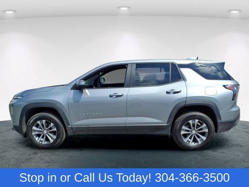 Used 2026 Chevrolet Equinox LT AWD/4WD image 7
