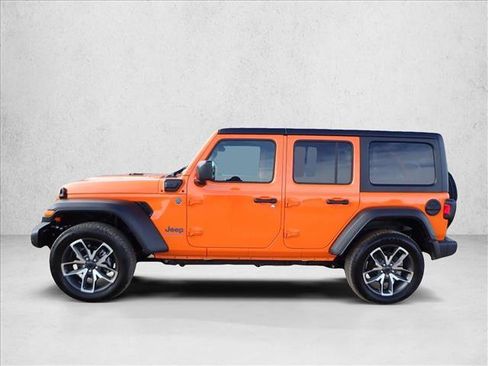 Used 2025 Jeep Wrangler Sport S image 2