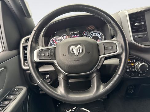 Used 2022 RAM 1500 Big Horn AWD/4WD image 12