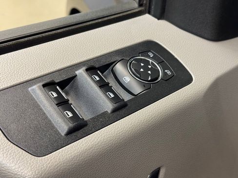 Used 2018 Ford F150 XLT RWD image 10