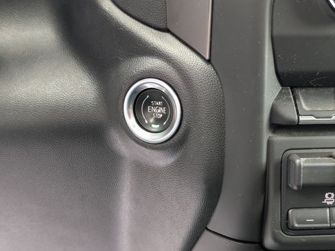 Used 2023 Chevrolet Silverado 1500 Custom Trail Boss image 18