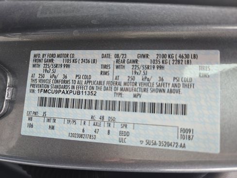 Certified 2023 Ford Escape ST-Line Elite image 27