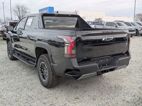 New 2026 Chevrolet Silverado EV Trail Boss image 6