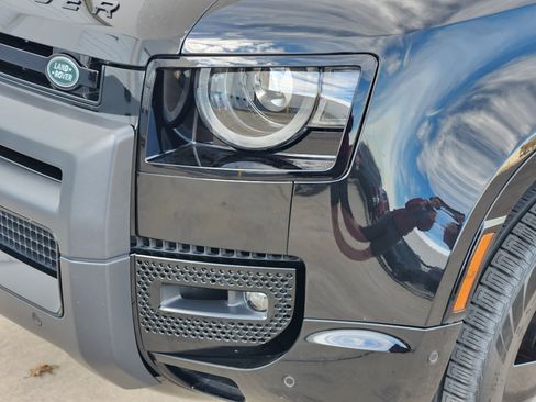 Certified 2023 Land Rover Defender 110 X image 9